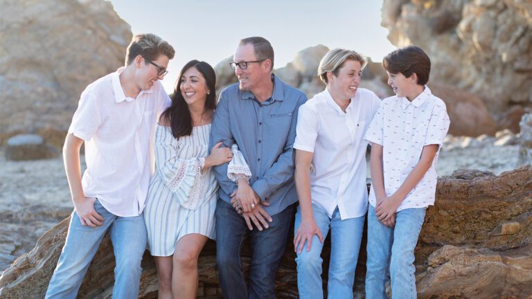 Meet Sonja - Family Photos