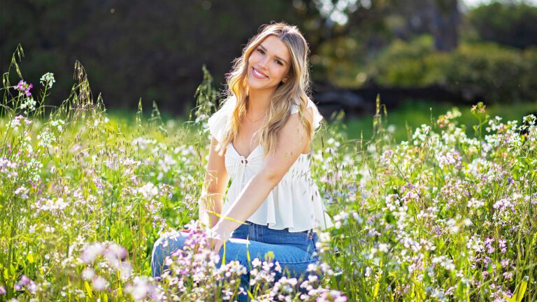 Meet Sonja - Senior Photo